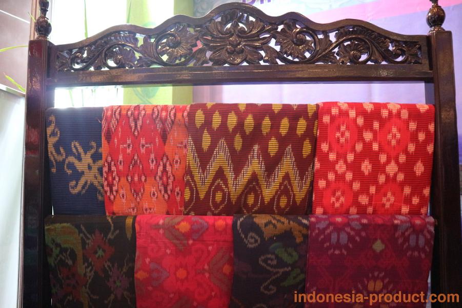 Dinas-Pariwisata-indonesian-woven