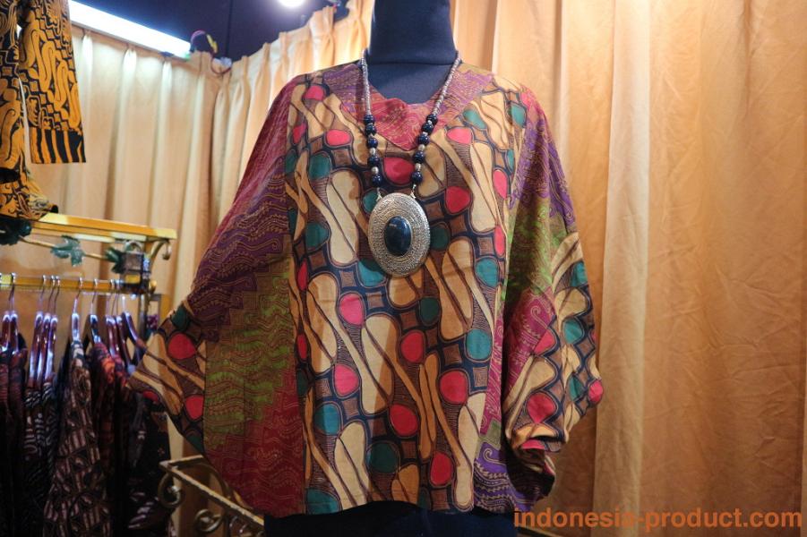 Rizkya-Batik-Solo-fashion-blouse