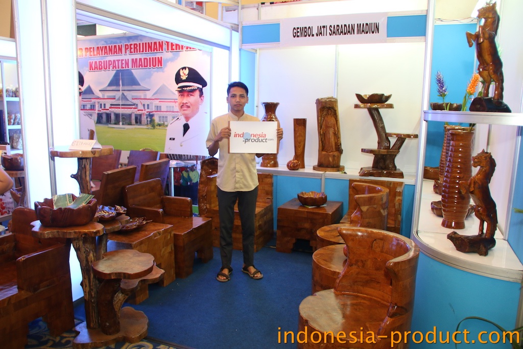 This is the workshop of recycle wood craft from Madiun - East Java