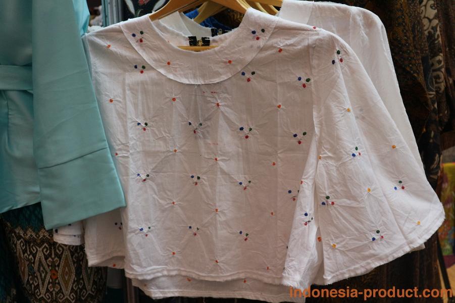 Jawi-Kinasih-white-blouse
