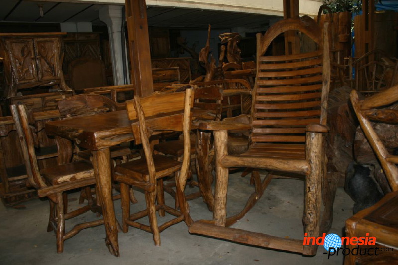 antique-furniture-106.jpg