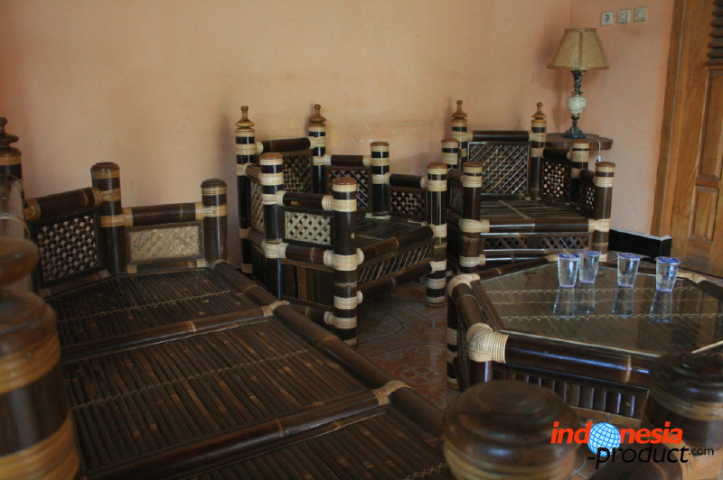 bamboo-handicraft-t_1f8b0f8.jpg