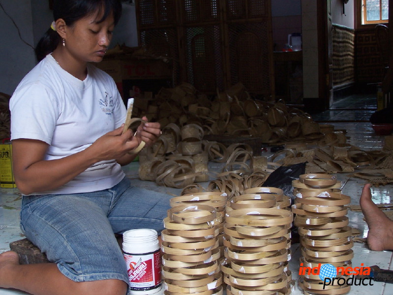 bamboo-handicraft-t_1f8b10e.jpg