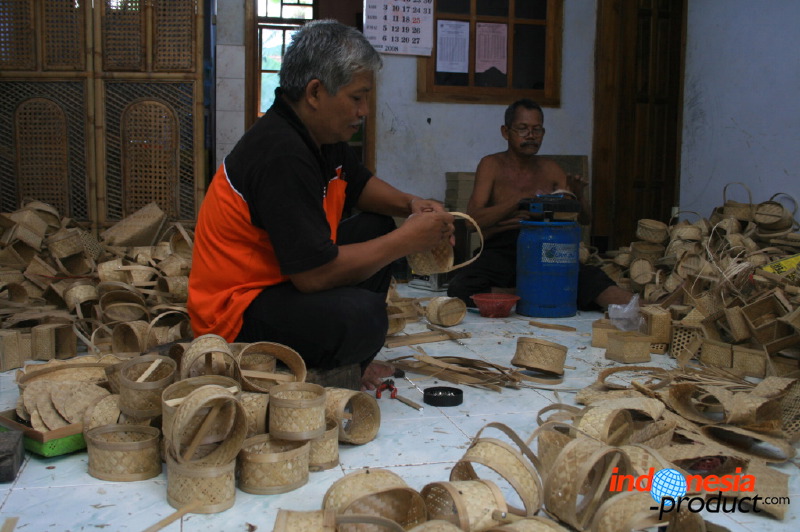 bamboo-handicraft-t_1f8b10f.jpg