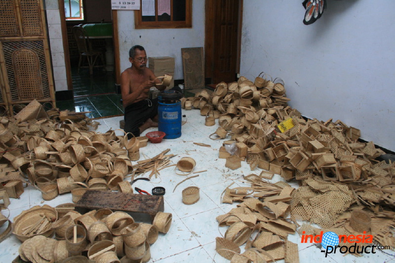 bamboo-handicraft-t_1f8b122.jpg