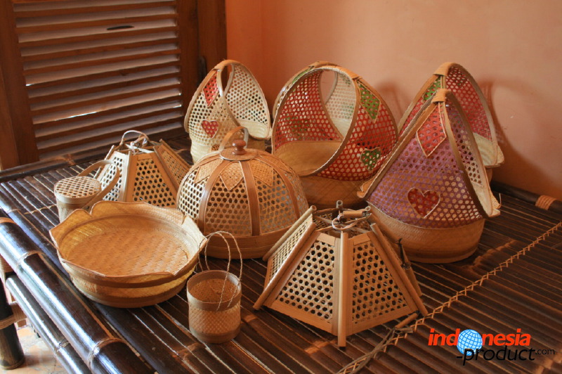 bamboo-handicraft-t_1f8b136.jpg