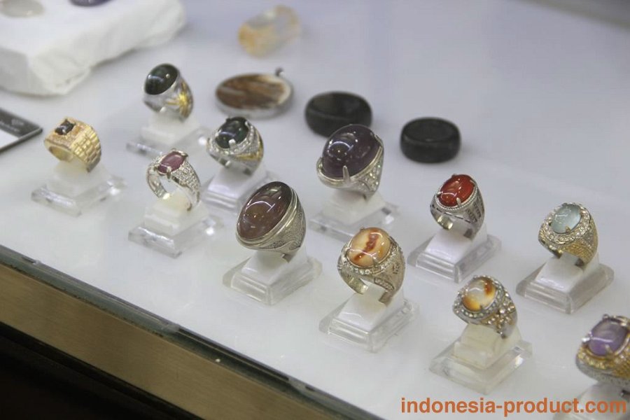 epicstone-store-surabaya-3