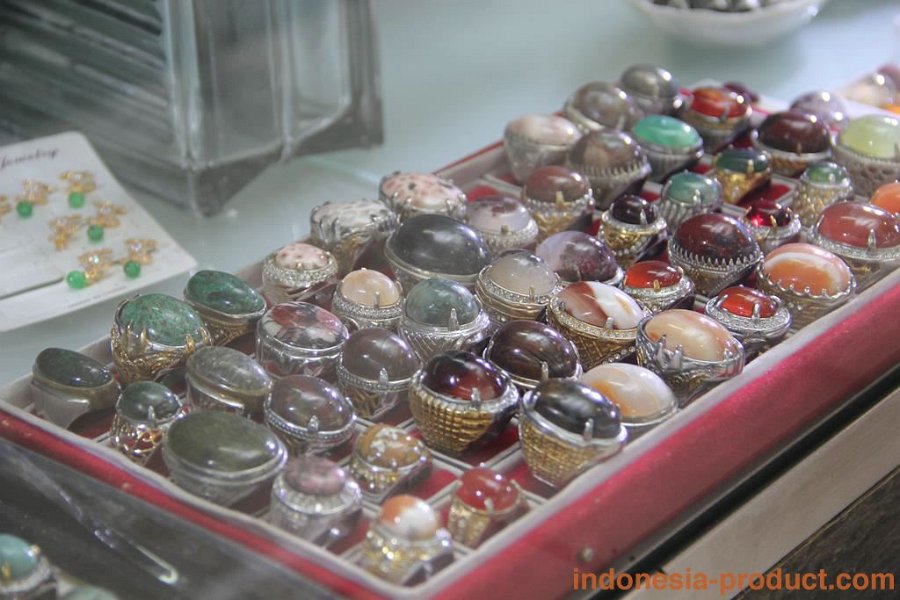 epicstone-store-surabaya-4