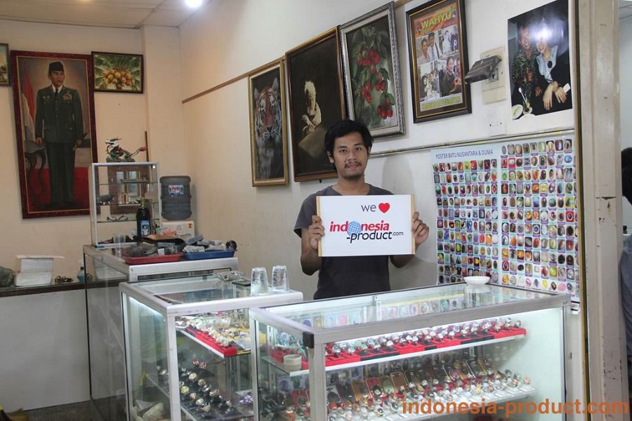 wahyu-gemstone-surabaya-1