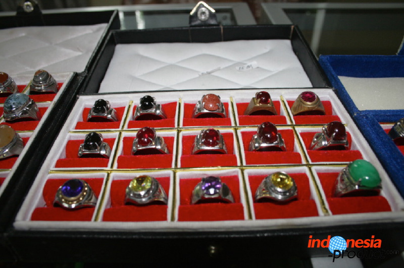 batu-akik-agate-sto_1f869f2.jpg