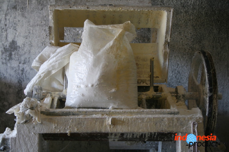 crackers-village-13.jpg