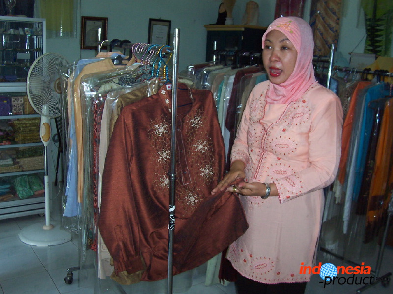 embroidery-crafts-b_1f86aad.jpg