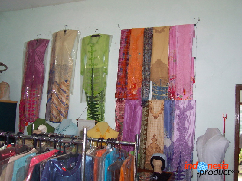 embroidery-crafts-b_1f86ab0.jpg