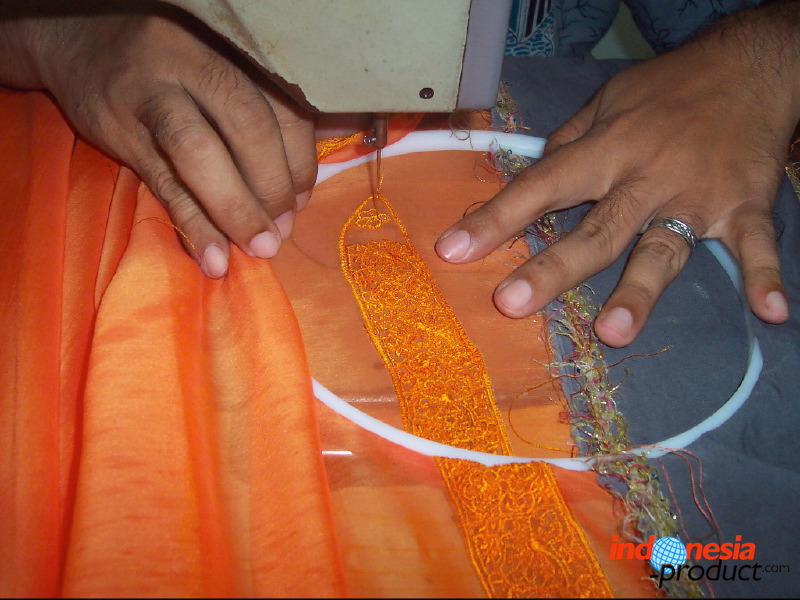 embroidery-crafts-b_1f86ac2.jpg