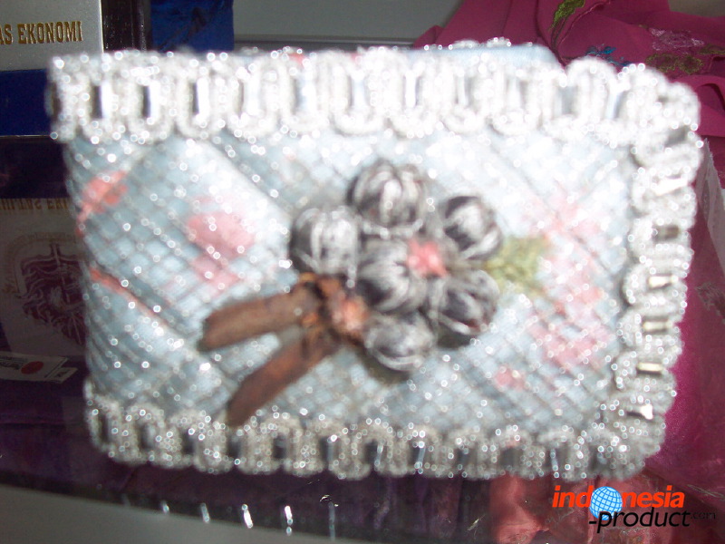 embroidery-crafts-b_1f86ac5.jpg