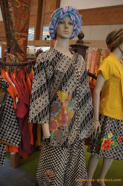 roona-batik7.jpg