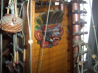 miniature-ship-hand_1f86288