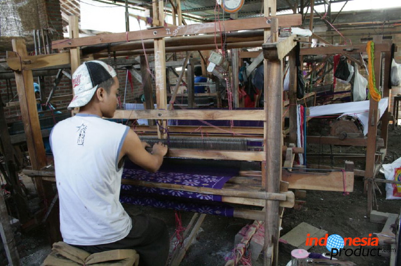 tenun-ikat-06.jpg