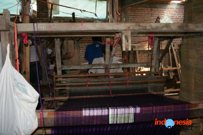 tenun-ikat-09.jpg
