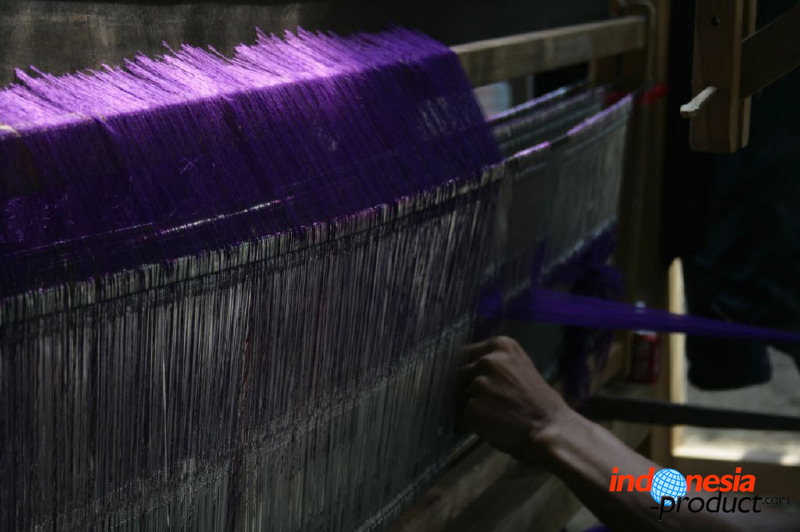 tenun-ikat-16.jpg
