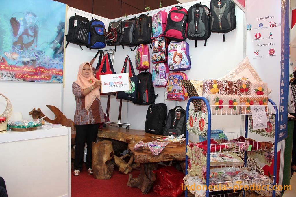 tata-abadi-bag-coll_188cf63.jpg