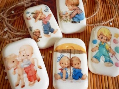 Beautiful Decoupage Soap Is Another Preference Of Creative Souvenirs & Gift