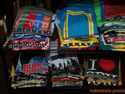 T-Shirt Cak Cuk As Unique Souvenirs Belong to Surabaya