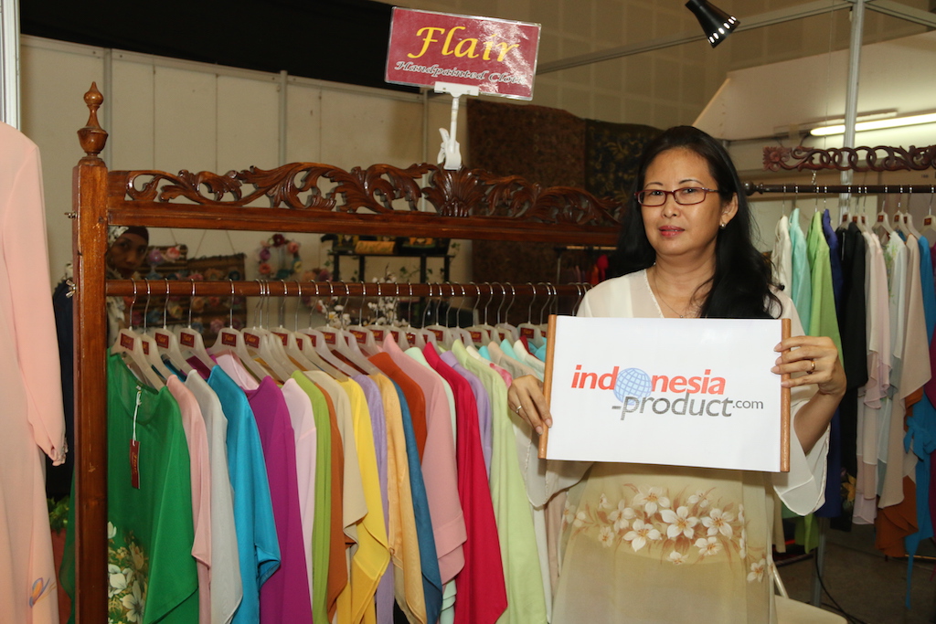 flair hand painted cloth shop in Surabaya, East Java