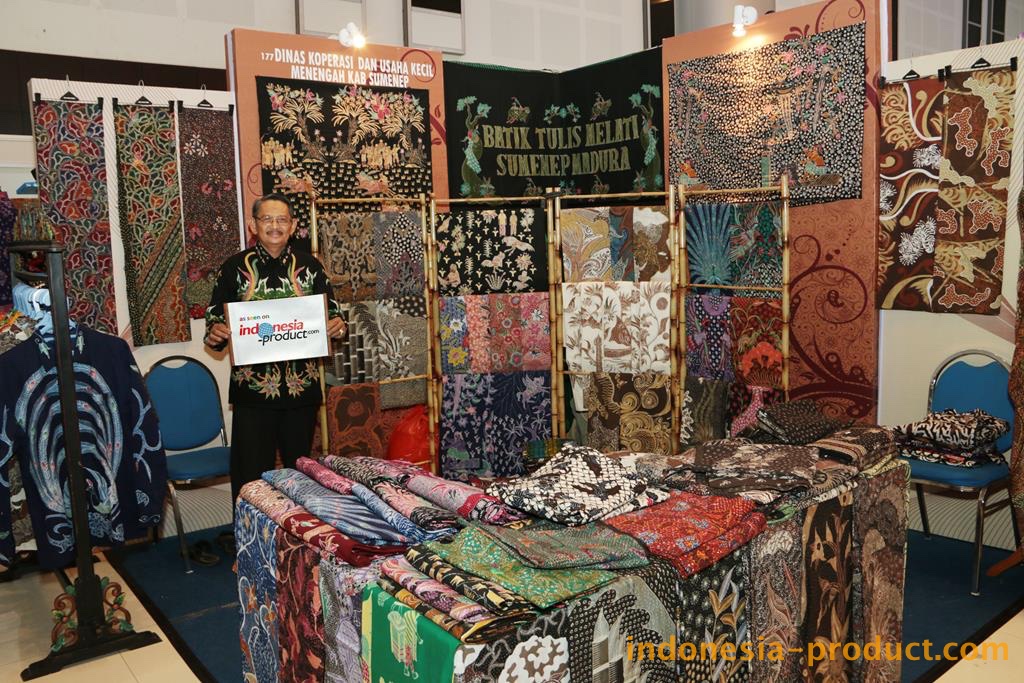 The products of this workshop are created by skilled craftsmen from Bluto area, Sumenep. All the products here are handmade Batik with variety motifs and colors specialty Madura