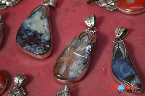 By combining unique and ethnic culture, it makes Jember silver jewelry different from the other silver jewelries