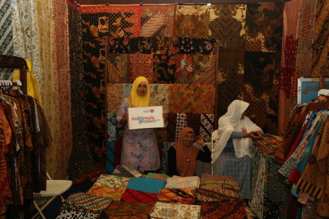 Putri Lestari Batik provides batik products with variety motifs of Sragen batik