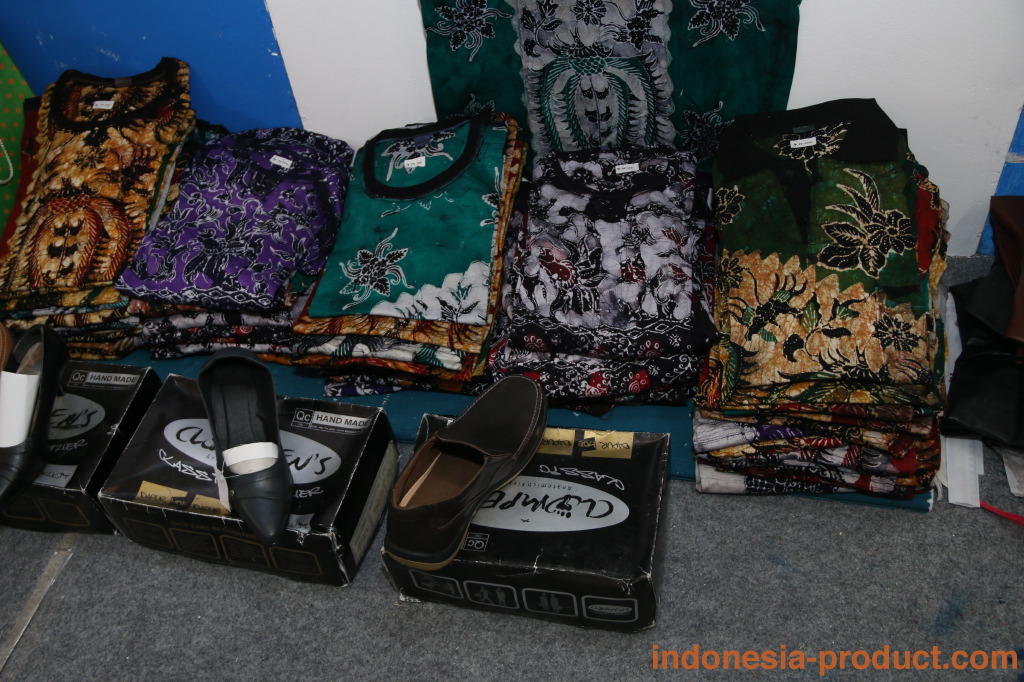 Arum Melati Batik is one of Batik workshop in the tourist village in Batuk, Yogyakarta that offering unique and fashionable Batik products
