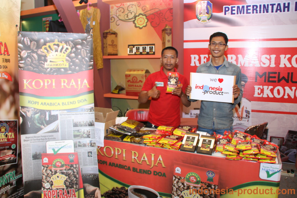 Mahkota Kopi Raja produces not only general arabica blend coffee product, but in each coffee product there is "a pray" that can bring a happiness when you drink it.