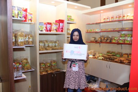 Mawar Indah is the supplier of snacks products from Banyuwangi 