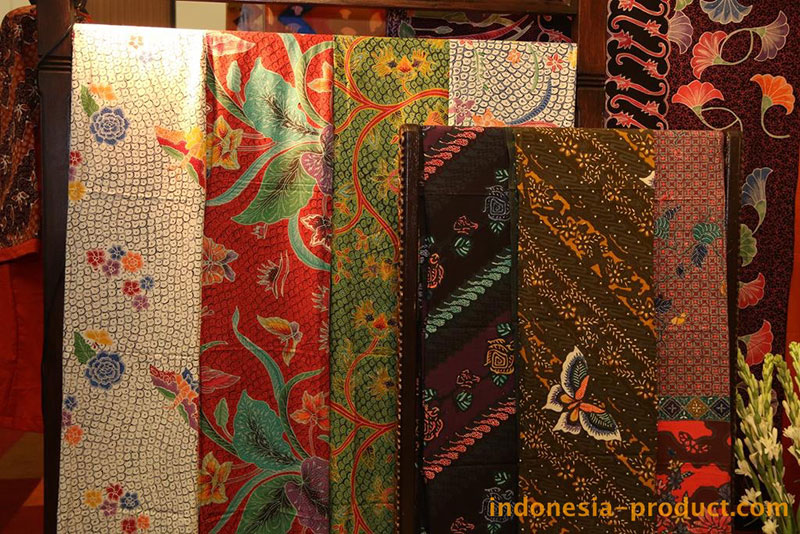 . You can choose your favorite of various batik items with many colors and motifs in export quality